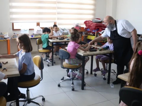 Bursa osmangazide cocuklar dogayi sanata isliyor wYanArYN